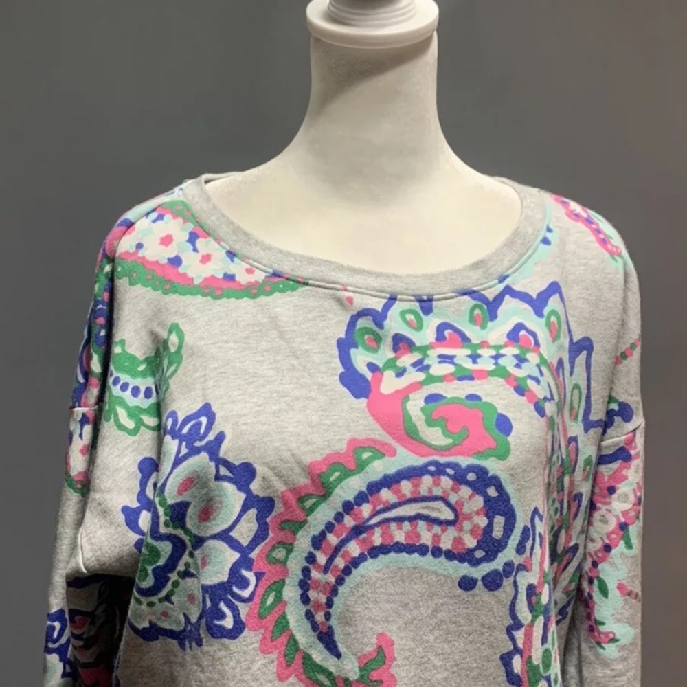 TALBOTS  Sz Medium Gray Paisley Print High-Low Sweatshirt - Picture 3 of 7